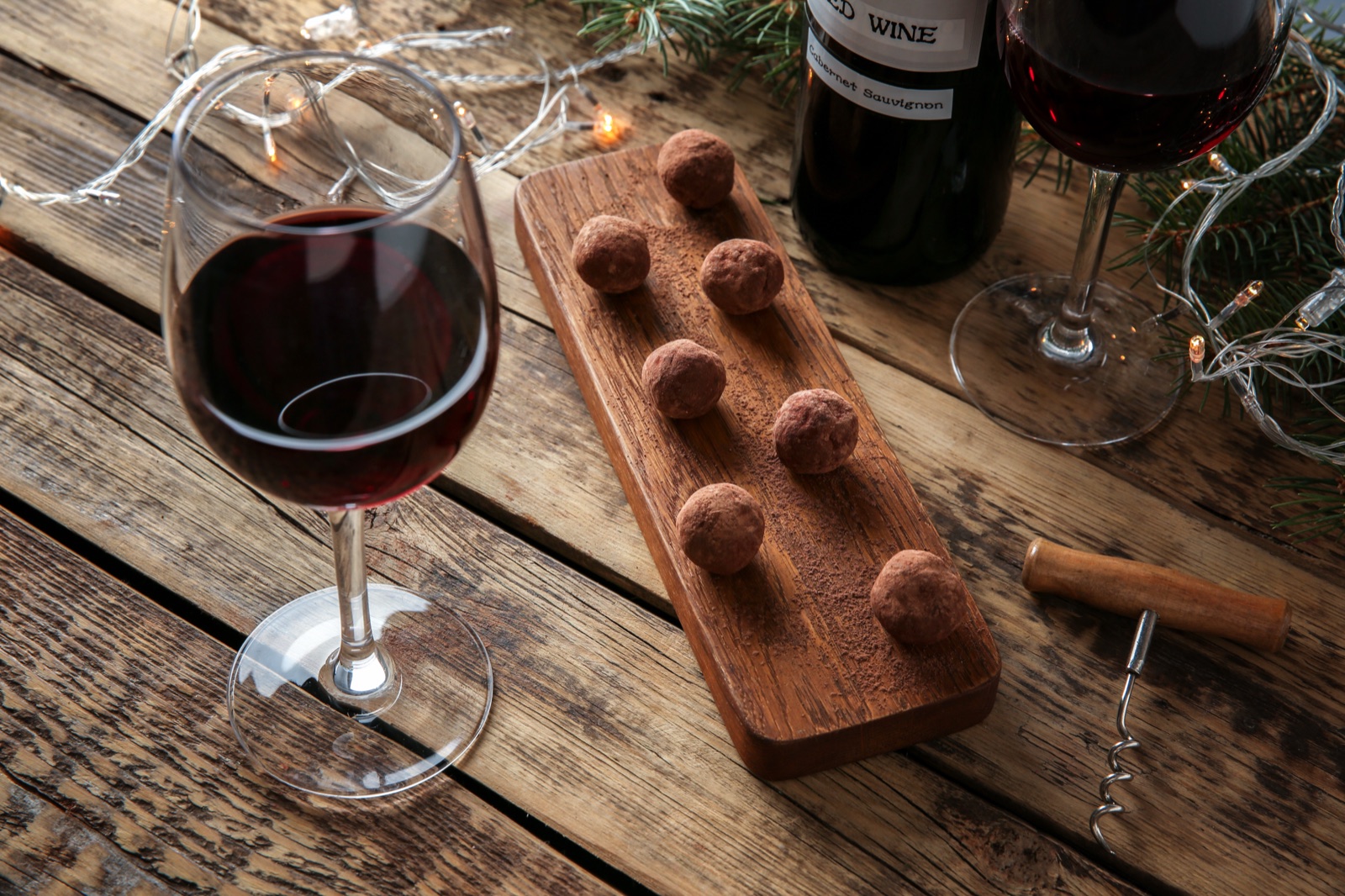 Enchidos e vinho tinto: sal e gordura podem suavizar o tanino